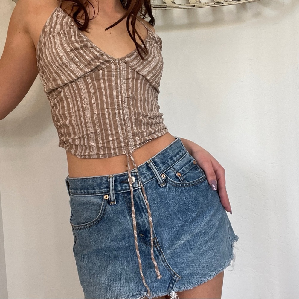 Forever 21 adjustable cropped tank